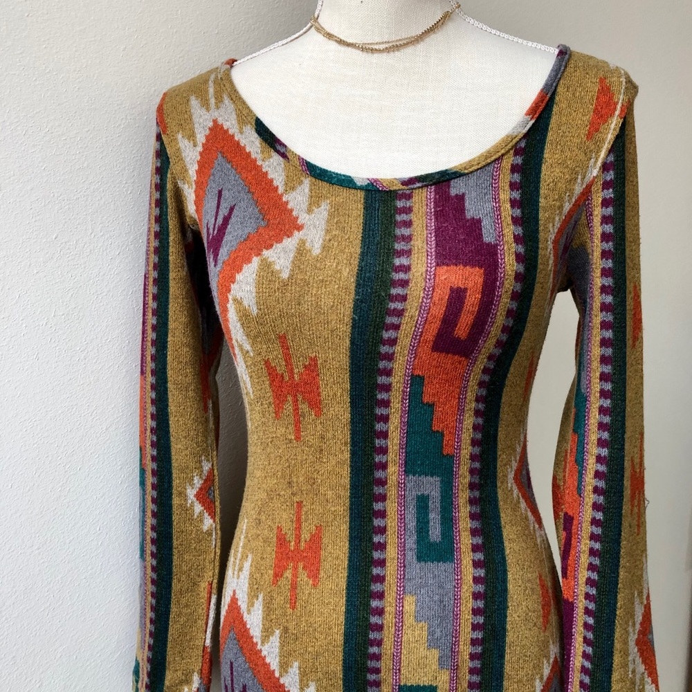 Aztec Dress - Picture 2 of 7